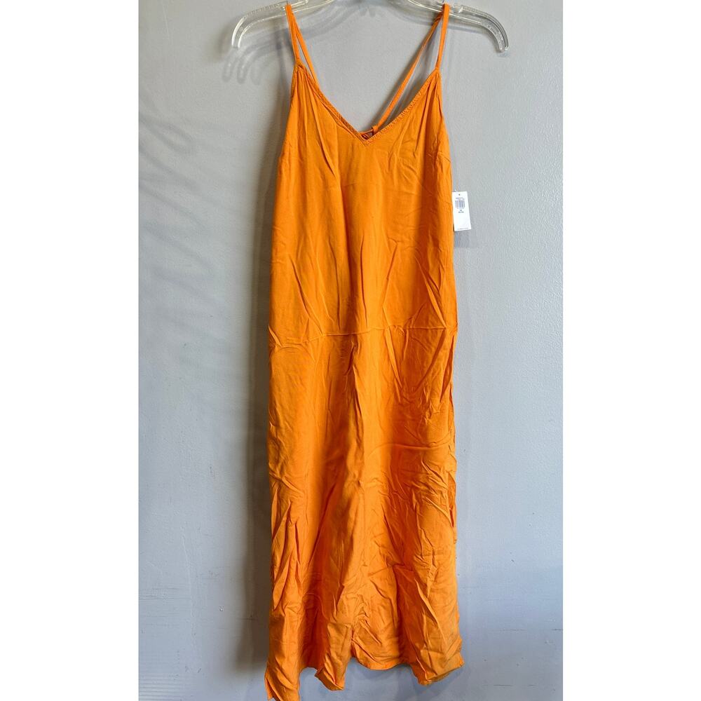 Old Navy Slip Dress Womens Size XS Petite Rayon Spaghetti Straps Balletc…